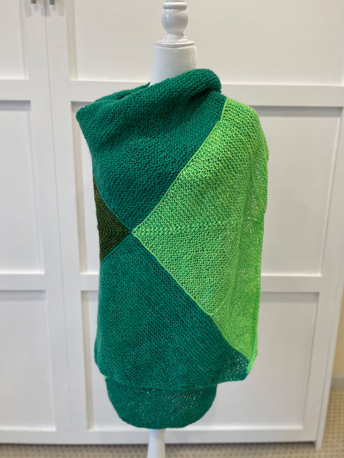 Whirlpool Design Stole (Knitting Pattern)